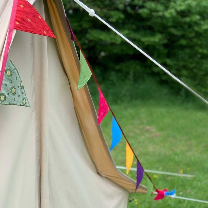 The Paper High Gift Company Limited – wholesale Bunting/garland – Handmade Sari Bunting - Colourful Flag