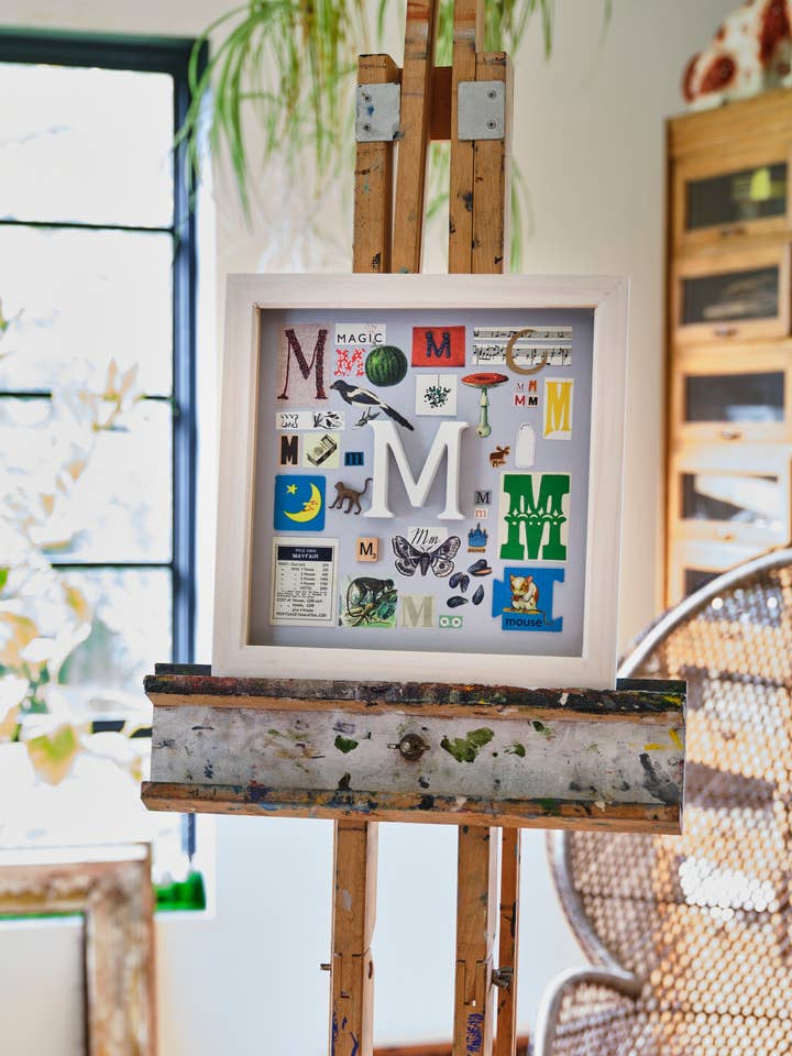 Indledende M billede for engroshandel hos Robin Collingwood Art