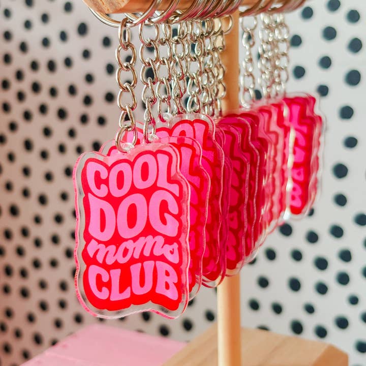 Portachiavi Club delle mamme di cani cool per la vendita all'ingrosso da parte di Molly's World