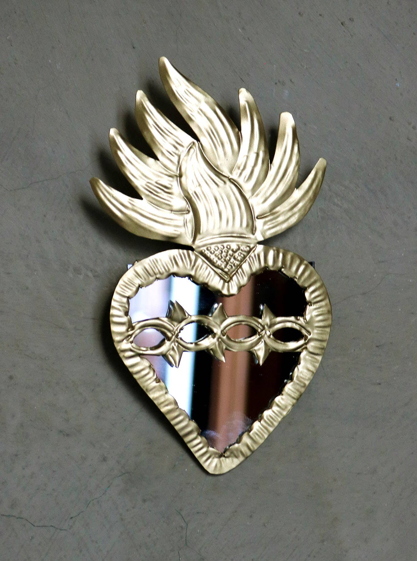 P.I. Project France – Arte de parede dimensional/3D por atacado – Milagres dourados grandes - Coração sagrado mexicano – Ex-votos1