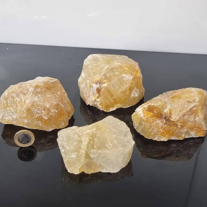 Distinction Crystals - Wholesale Spiritual Stone/Crystal - Golden Healer Quartz Crystal Raw 2KG lot2