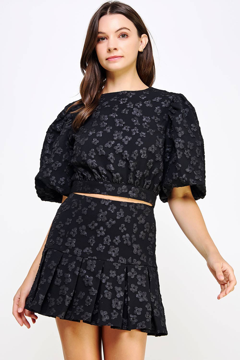 Strut & Bolt - Wholesale Blouse - Women's - Floral Jacquard Puff Sleeve Top1