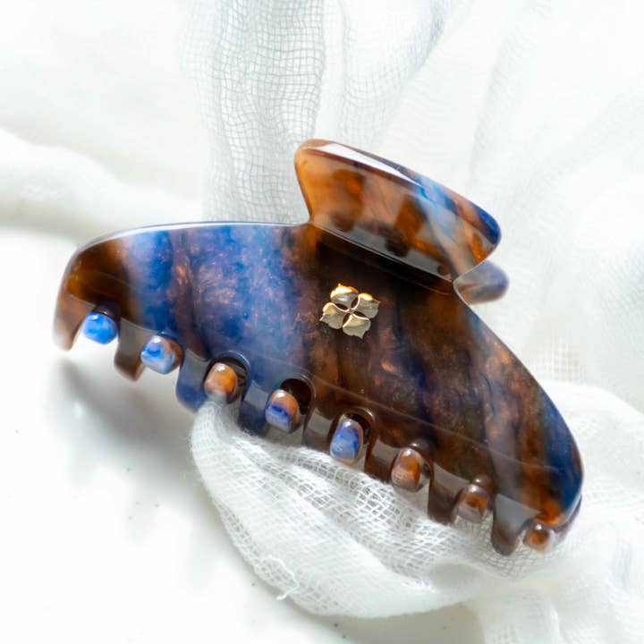 Mini Artiglio Glamour Grip in Blue Jasper | Blu Marrone Arancione | Piccola Molletta per Capelli in Acetato Italiano Effetto Tartaruga per la vendita all'ingrosso da parte di Fenna&Fei