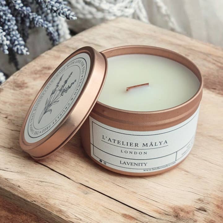 Lavenity-Kerze für den Großhandel von L'atelier Mâlya