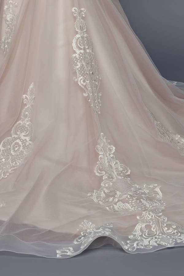 Babyfox Apparel - Vente Robe de soirée – femme - Robe de mariée sirène à encolure cœur dénudée4