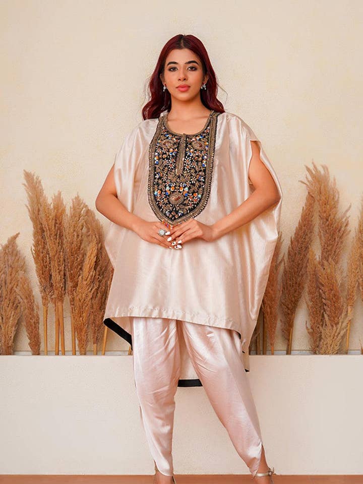 Zuri Kaftan Dhoti-set för wholesale av Yunikulondon