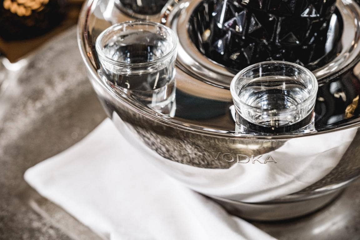 Michael & Philipp Noll e. K. - Vendita all'ingrosso Bicchieri da cocktail/superalcolici - Raffredda vodka in acciaio inox con 6 bicchierini9