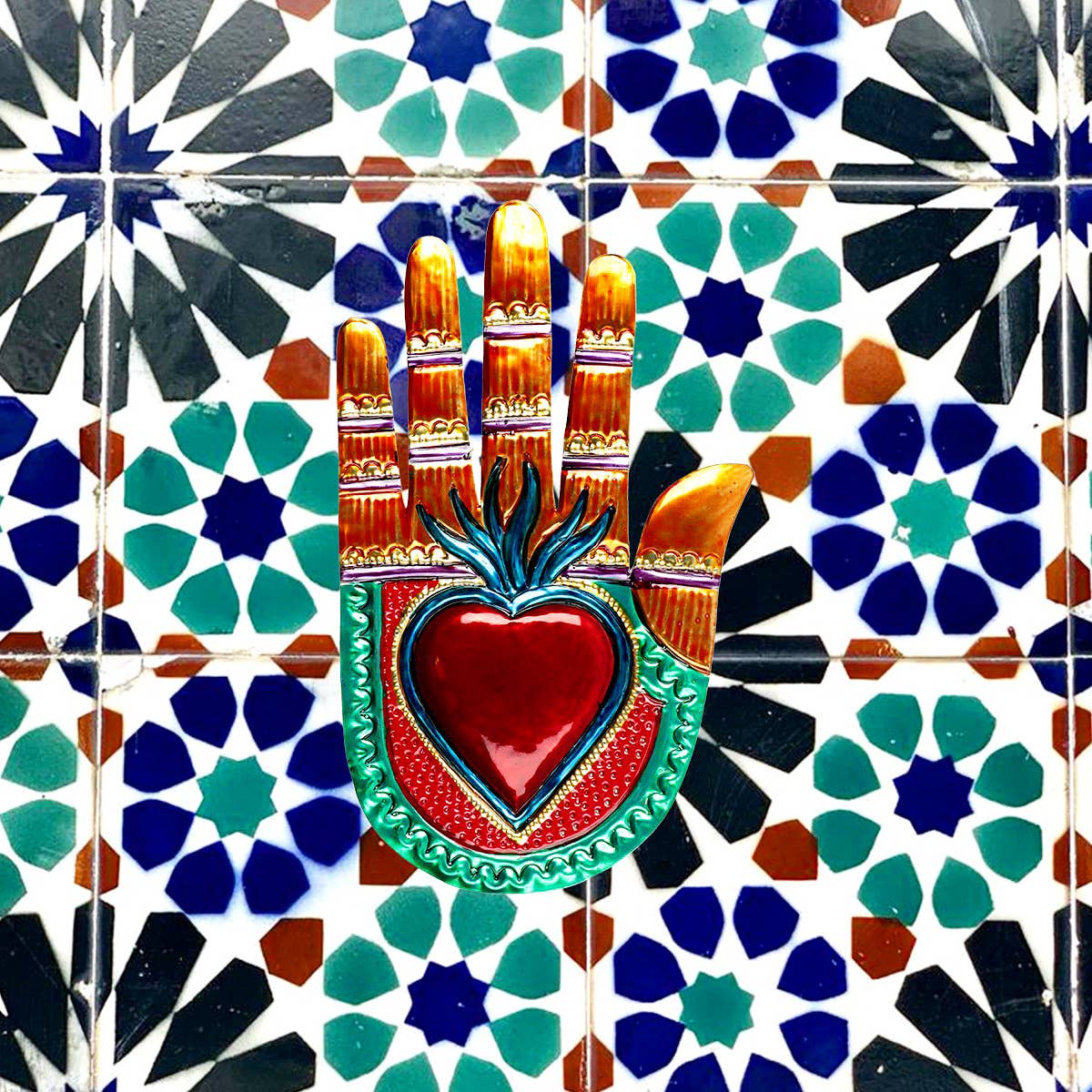 PINK PAMPAS – Engroshandel 3D-vægkunst – Mexicansk håndlavet Ex Voto guldhånd med 3D-hjerte2