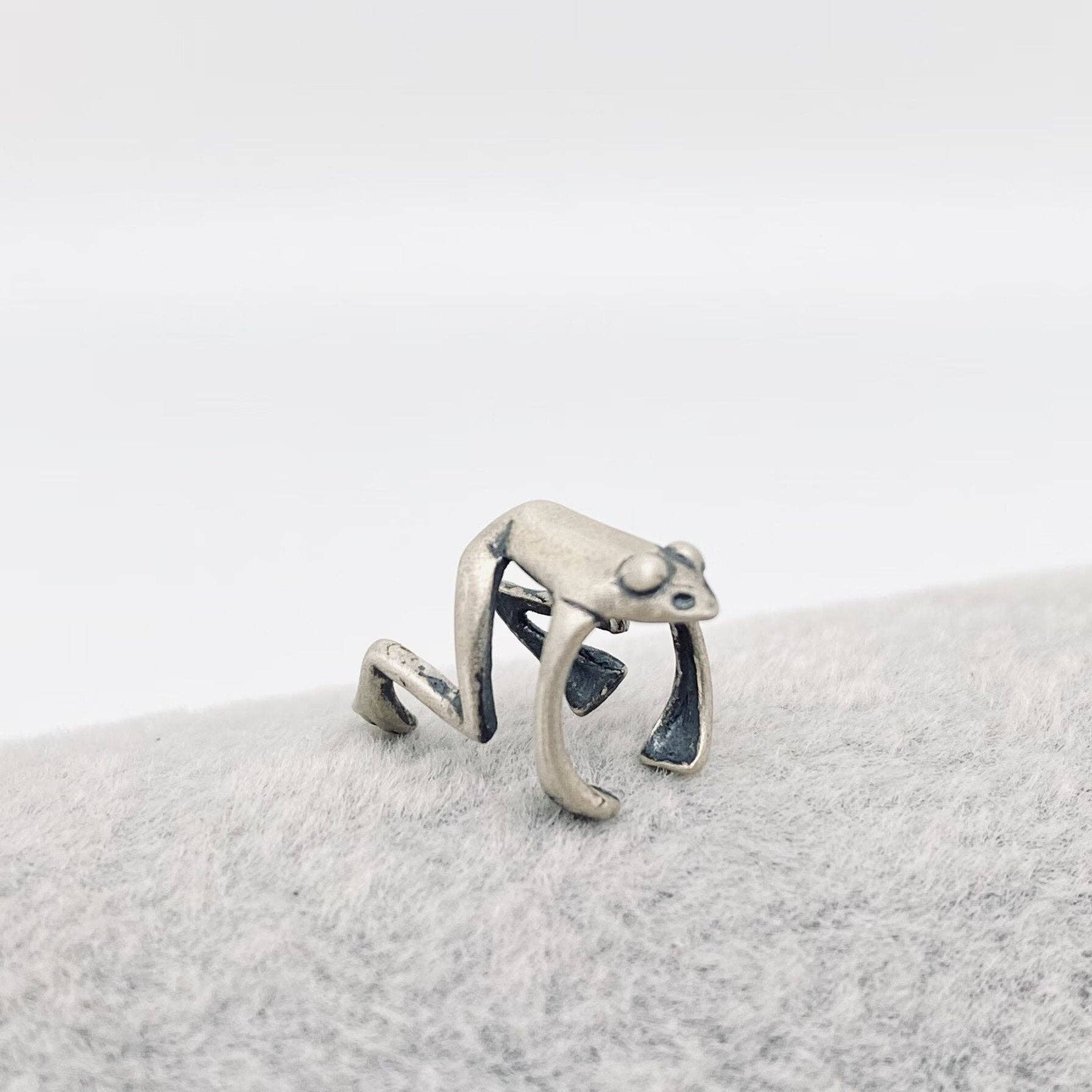 Mio Queena - Wholesale Clip-On Earrings - S925 Sterling Silver Frog C-shaped Ear Clip Single Earring2