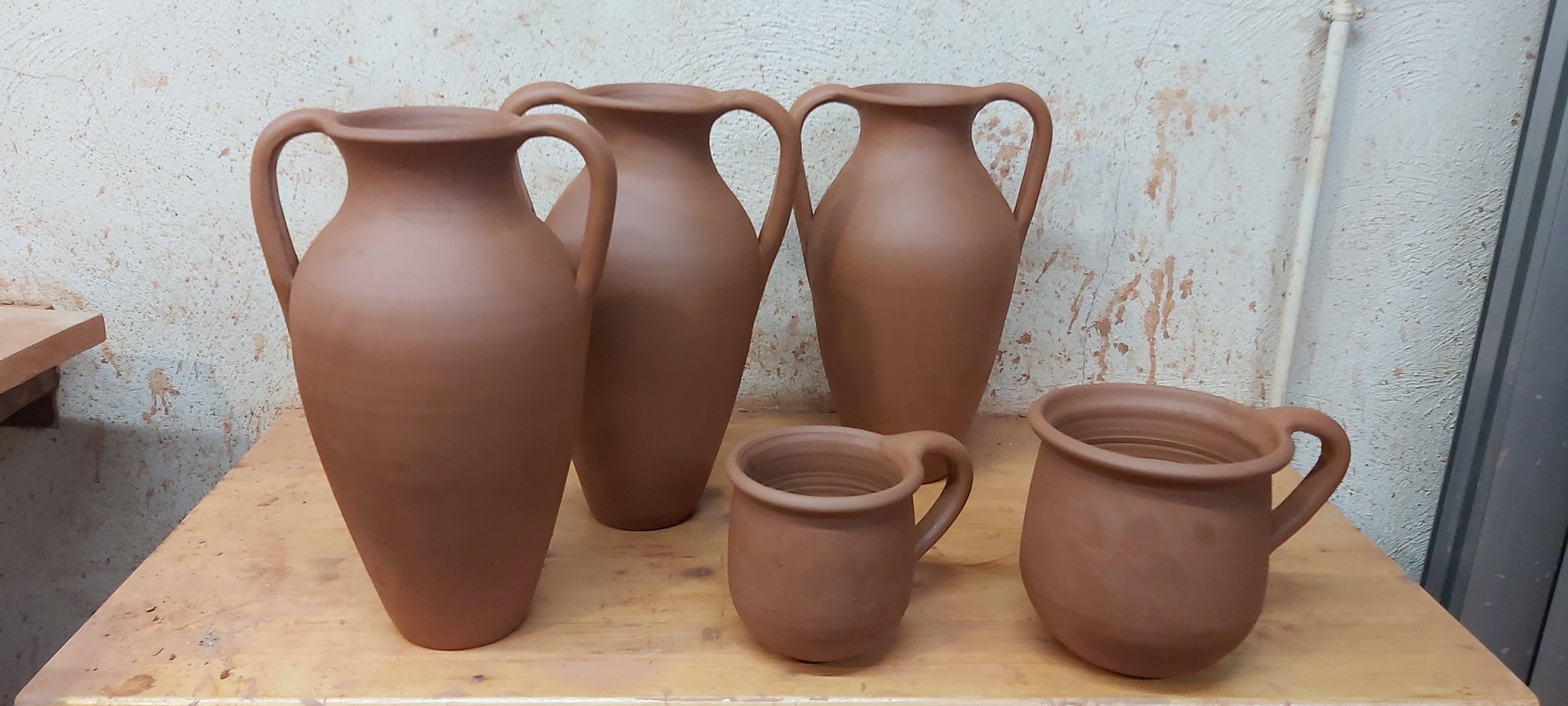 Cerámica Roca Caus - Vendita all'ingrosso Vasi - Anfora classica in ceramica multipurpose con due manici5