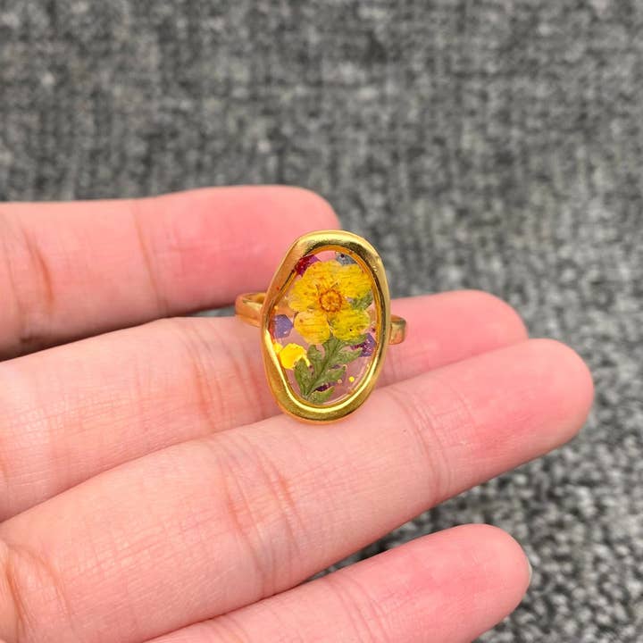 Mio Queena - Wholesale Cocktail/Statement Ring - 18K Gold Plated S.Steel Floral Adjustable Rings - PDF/FGS8