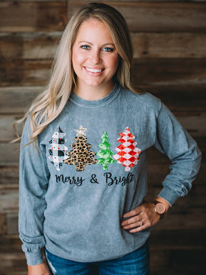 Glædelig & Bright 4 Træer skjorte - 2021 Kollektion for engroshandel hos Sew Fancy Designs