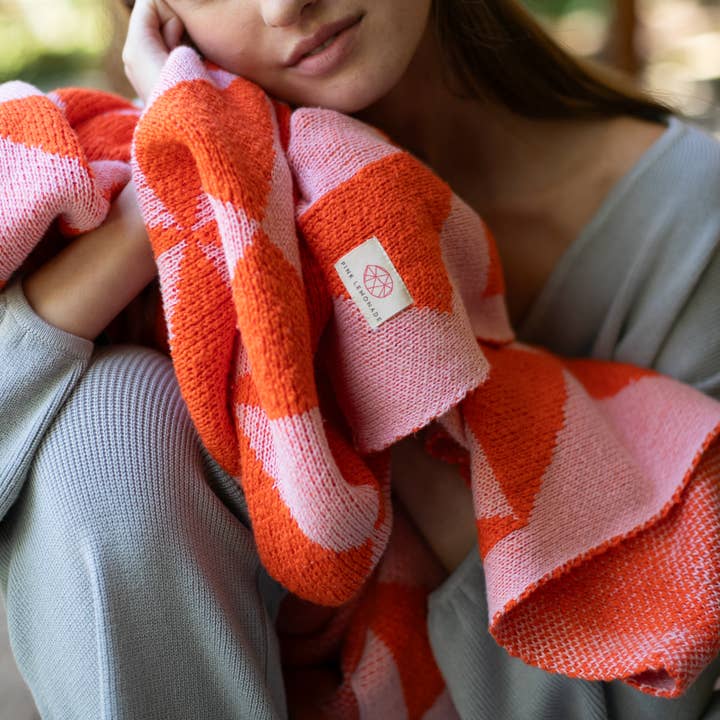 Pink Lemonade - Wholesale Throw Blanket - Trikona - Neon orange - 100% organic cotton throw blanket 1