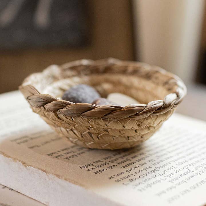 SALE - Nami Coastal Woven Dish Basket Corn Husk & Seagrass for wholesale by Foreside Home & Garden