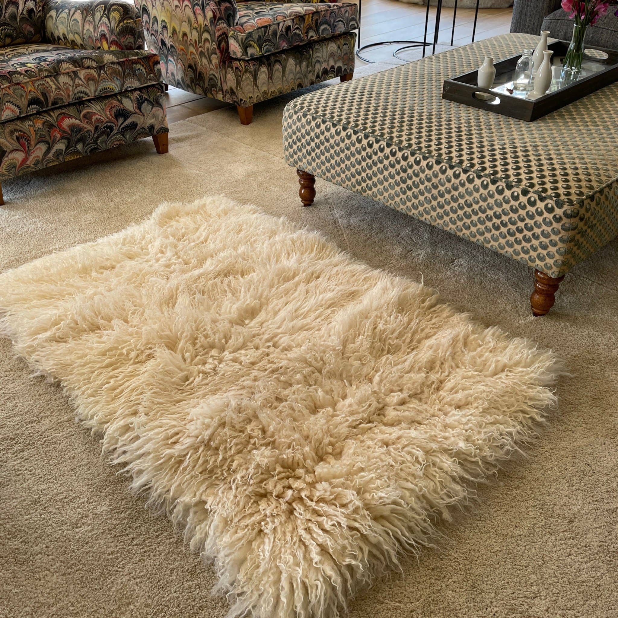 Wildash London - Wholesale Area Rug - British White Curly Rectangular Rug1