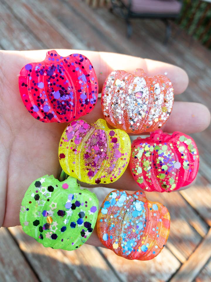 Pumpkin brights aroma bead vent clips- NEW PACKAGING! for wholesale by Wild Stella Wholesale