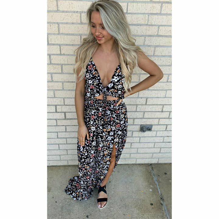Wren Rae - Wholesale Dress - Women's - Lexi Black Floral Maxi Slit Dress
