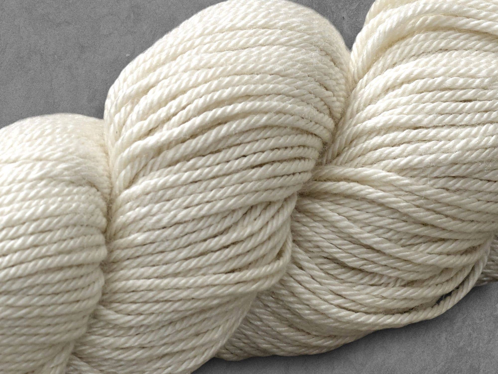 Rooster Undyed Yarns - Vente Fils à tricoter - Fil non teint : fil à tricoter Aran en soie mérinos2