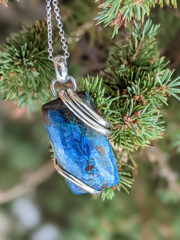 Shattuckite And Sterling Silver Pendant for wholesale by Le Tourbillon Minéral