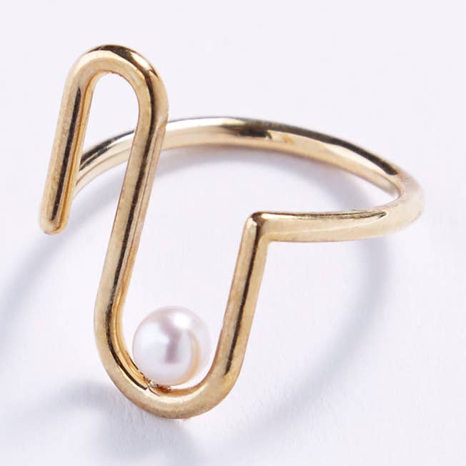 Anello Ito per la vendita all'ingrosso da parte di Metalepsis Projects