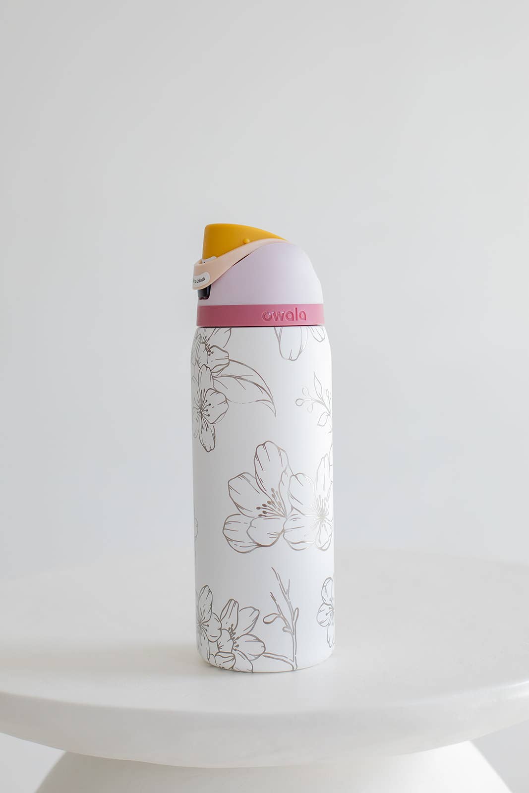 KNOTS + NOOK - Wholesale Insulated Mug/Tumbler - CHERRY BLOSSOM ENGRAVED OWALA FREESIP 32OZ STAINLESS TUMBLER3