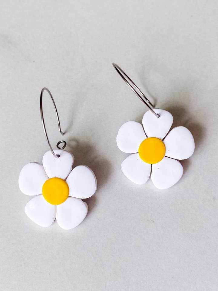 Dainty Daisies for wholesale by A Little Selah
