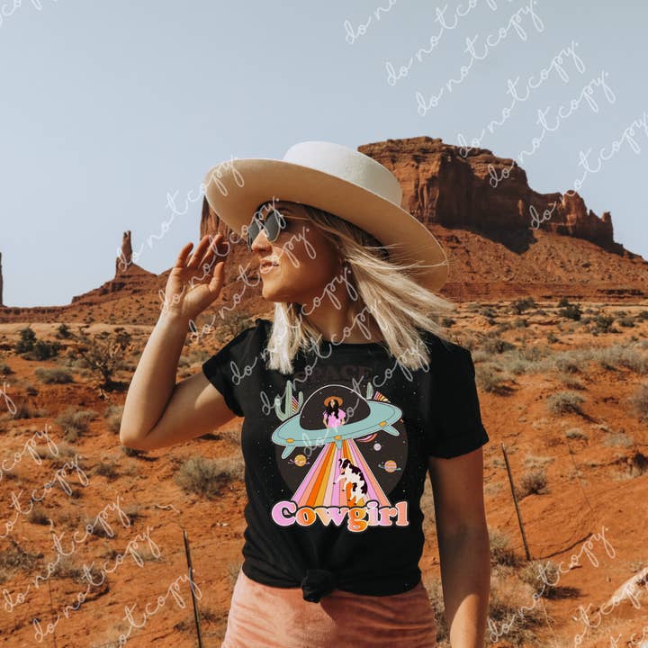 buitenaardse cowgirl voor wholesale door The Babe Cave Co