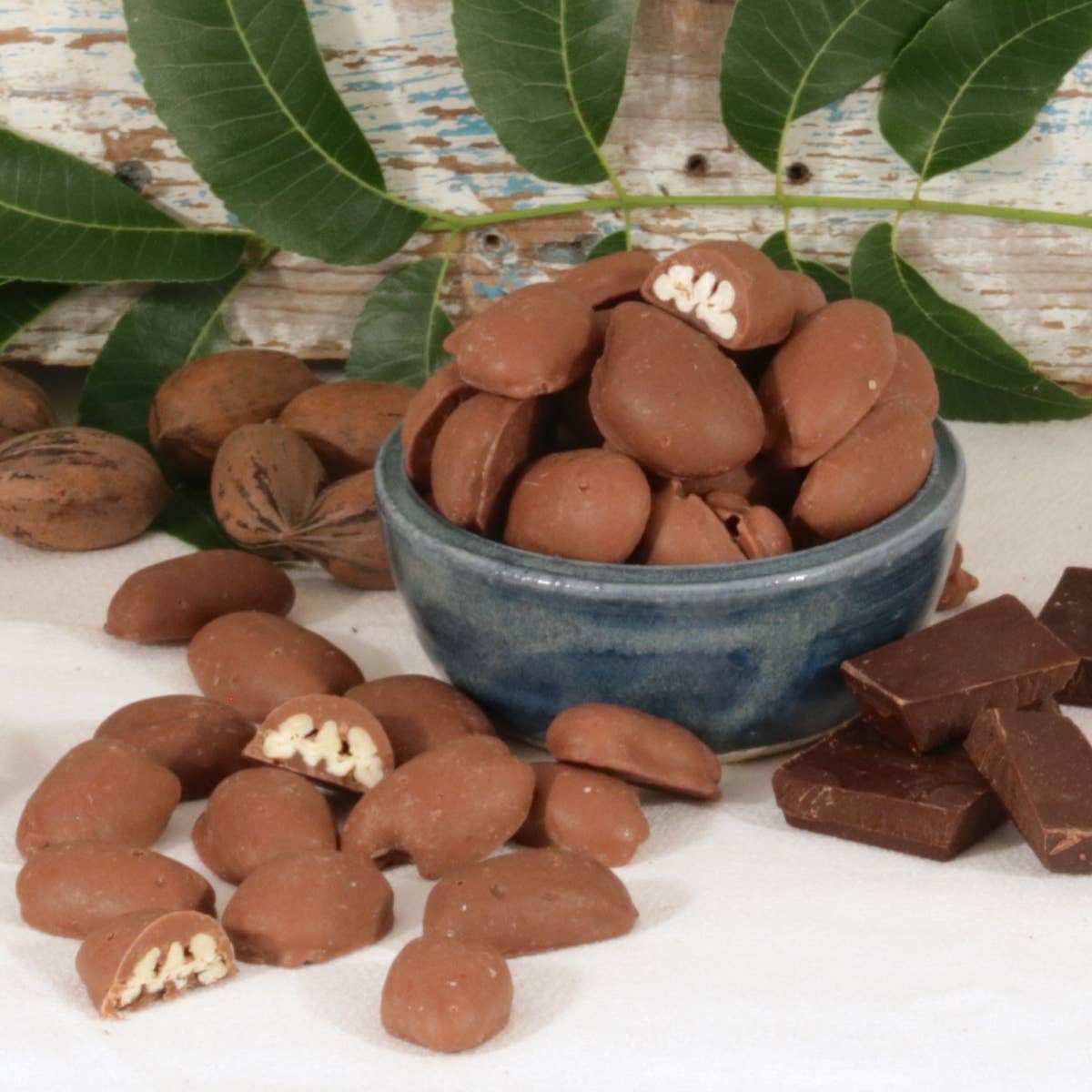 Goodson Pecans - Wholesale Nuts - Milk Chocolate Pecans4
