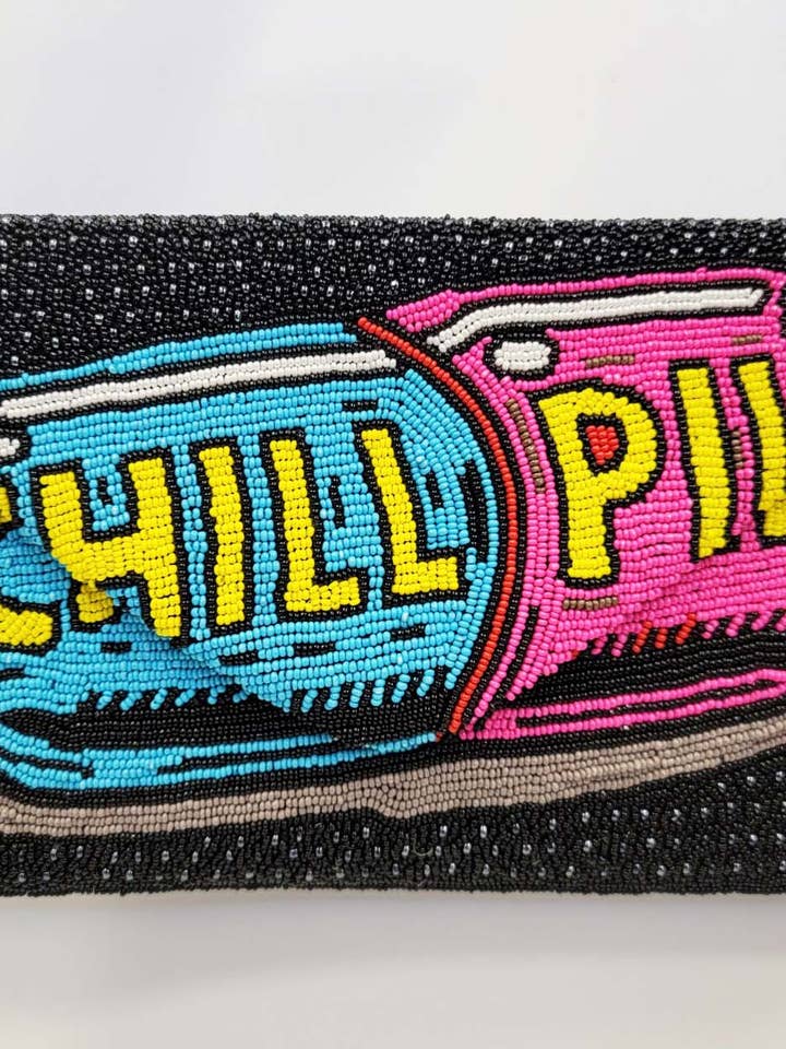 BORSA A PERLINE CHILL PILL CLUTCH per la vendita all'ingrosso da parte di Ricki designs