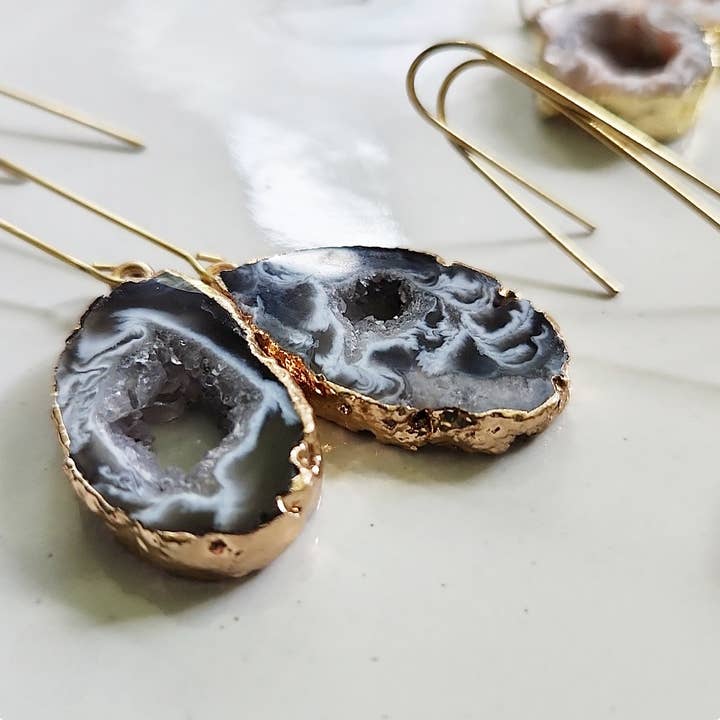 Sara Sela Jewelry - Wholesale Dangle Earrings - Gold Plated Agate/Druzy Dangle and Drop Earrings1
