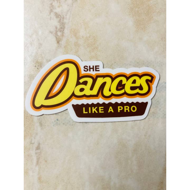 Denali & Co. – Großhandel Aufkleber – She Dances Like A Pro Parody Dance Sticker, 7,6 x 1,7 Zoll1