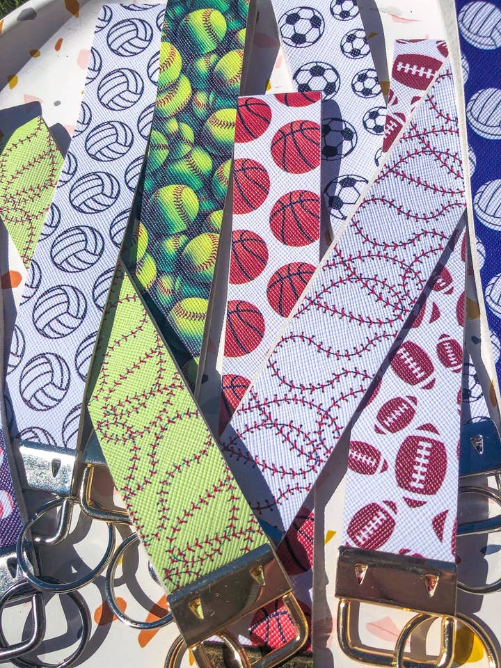 Portachiavi da polso a tema sportivo per la vendita all'ingrosso da parte di ShopCassiesCrafts