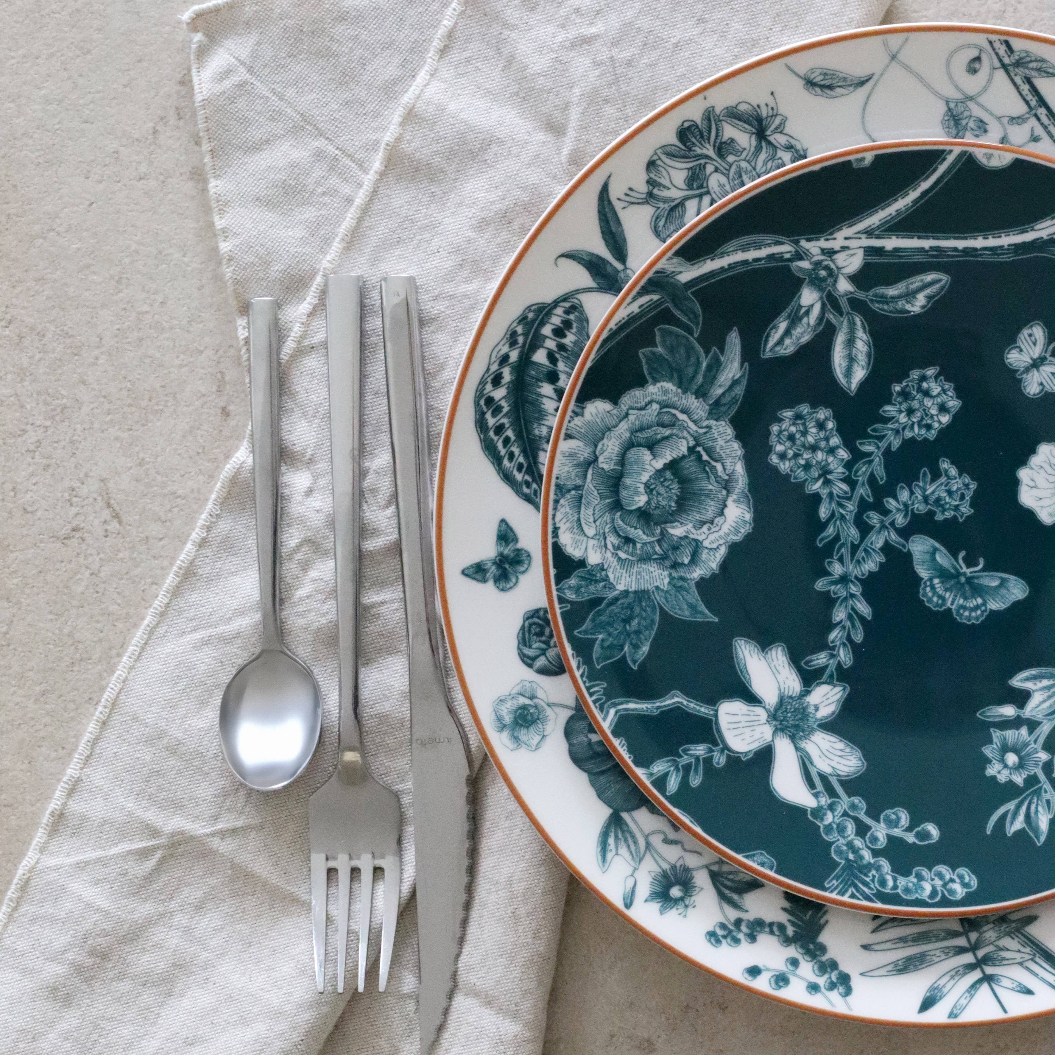 Novastyl – Engroshandel Middagstallerken – Botanic flad porcelænstel, 27 cm2