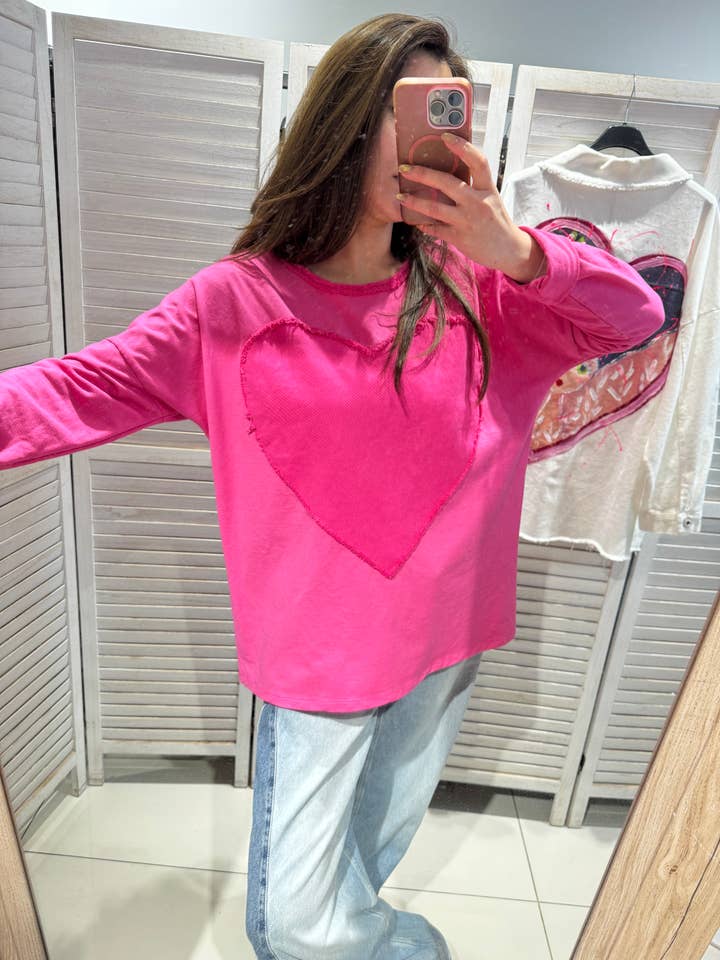 Long-sleeve soft heart T-shirt for wholesale by VICTORIA&ISAAC