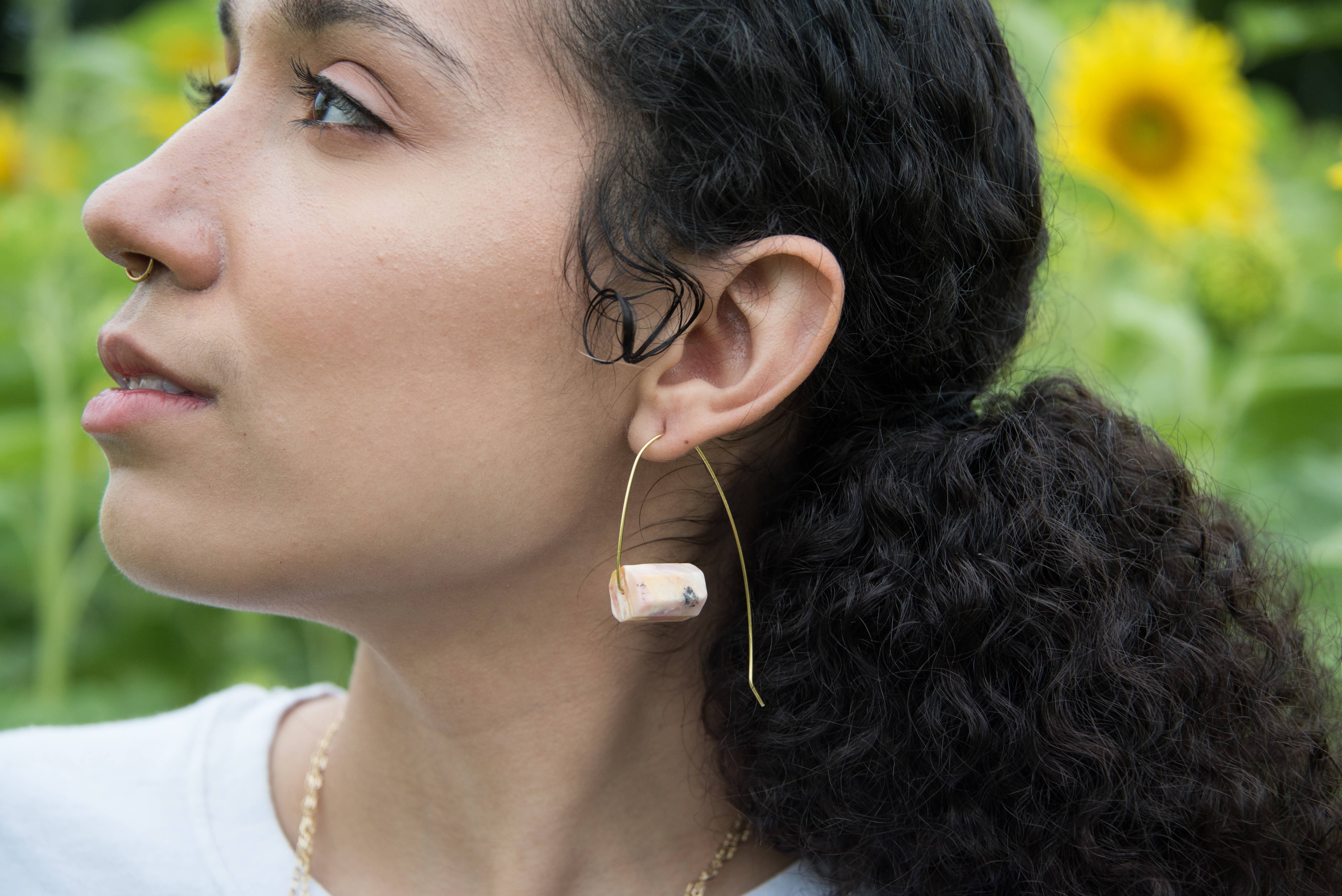 RADA Handmade Jewelry – wholesale Hängande örhängen – Örhängen: rosa opal/blomma agat0