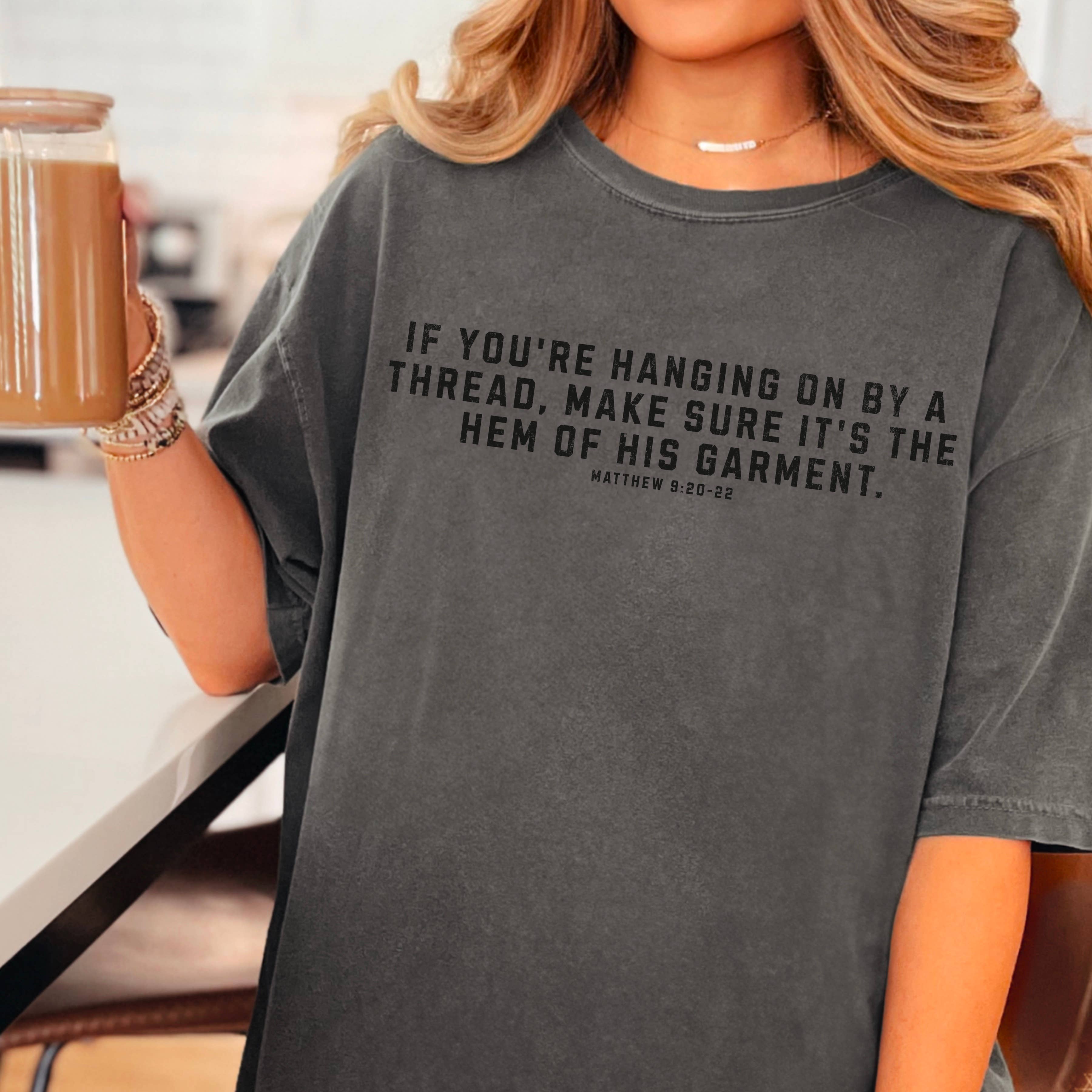 Shoppe SHC - Vente T-shirt à imprimés – femme - Christian Graphic | Ne tenir qu'à un fil | Couleur confort17