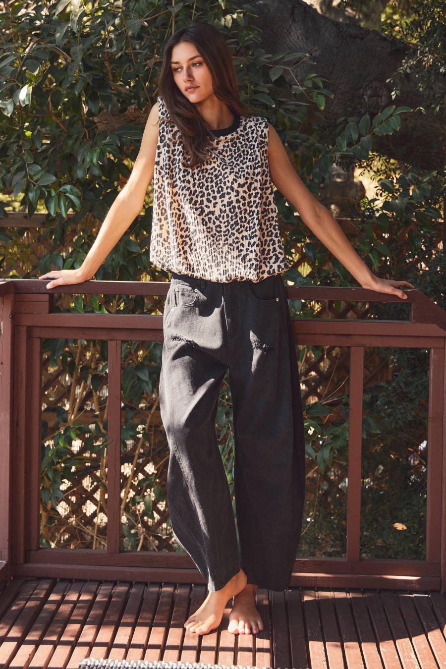 Oddi - Wholesale Knit Top - Women's - Textured Leopard Printed Knit Sleeveless Top3