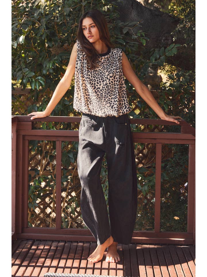 Oddi - Wholesale Knit Top - Women's - Textured Leopard Printed Knit Sleeveless Top3