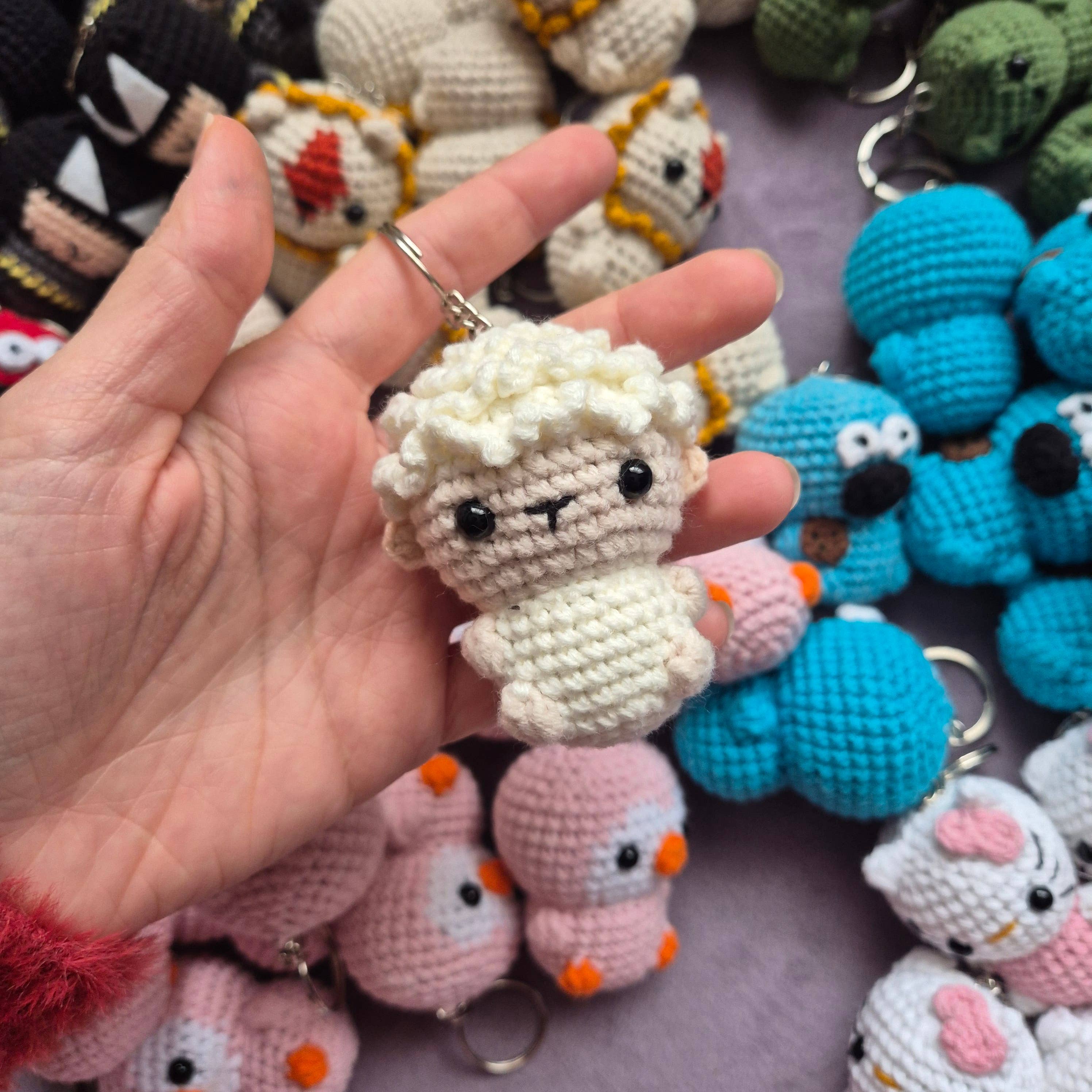 despinacrafting – Porta-chaves - Unissexo por atacado – Chaveiro Amigurumi de Crochê em tamanho de dedo, Brinquedo de Pelúcia12
