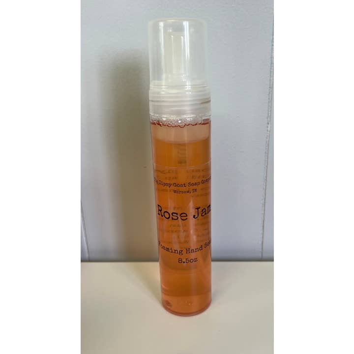Savon moussant pour les mains Rose Jam pour la vente par The Tipsy Goat Soap Company
