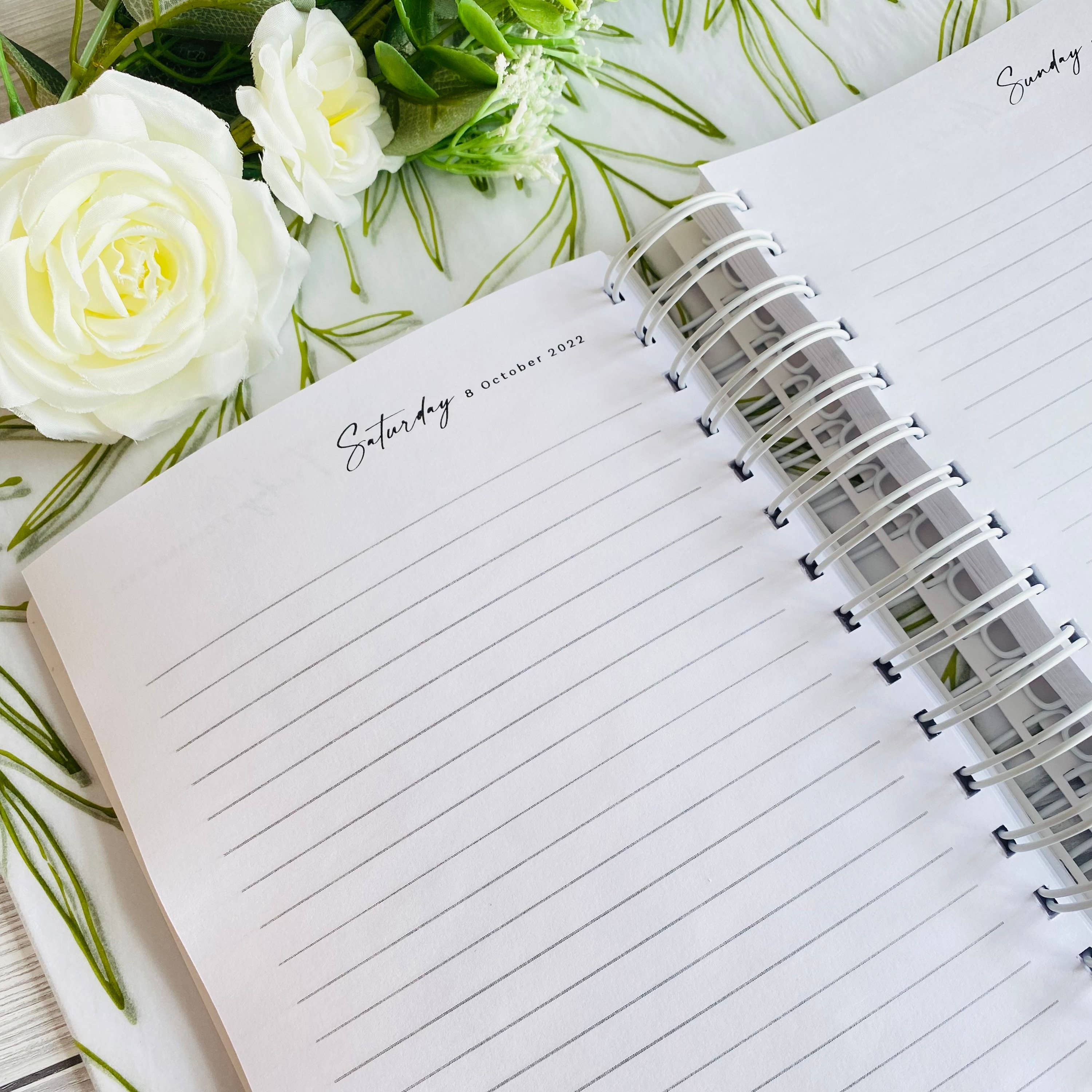 SR Creative Studio - Vendita all'ingrosso Planner - Agenda Accademica e Didattica 2025 - Regalo per Insegnante3