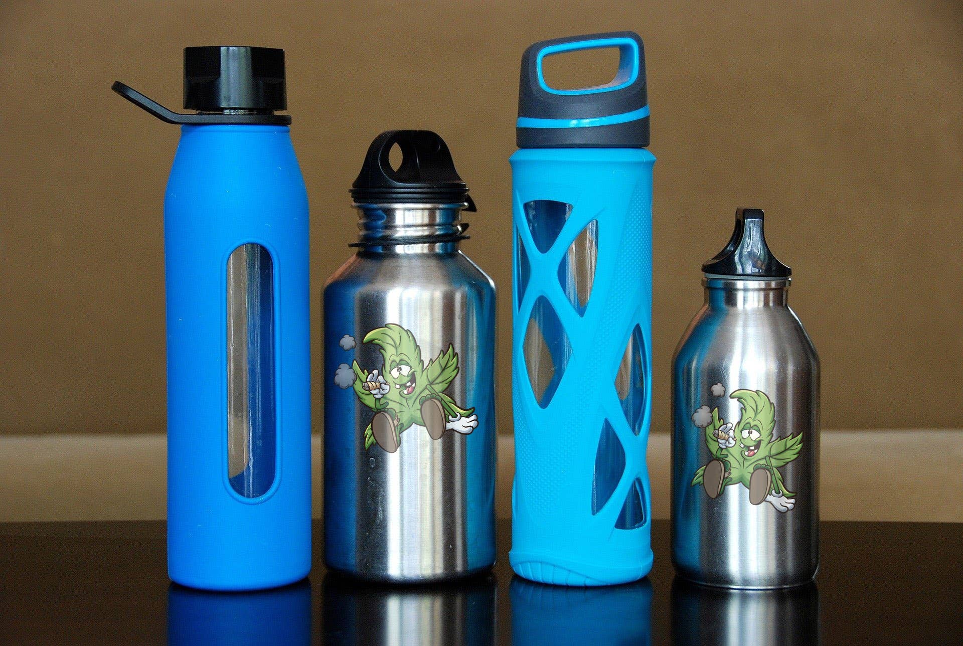 Torched Life – Engroshandel Klistermærke – Marihuana klistermærker - Tegnefilm- Sæt med 67