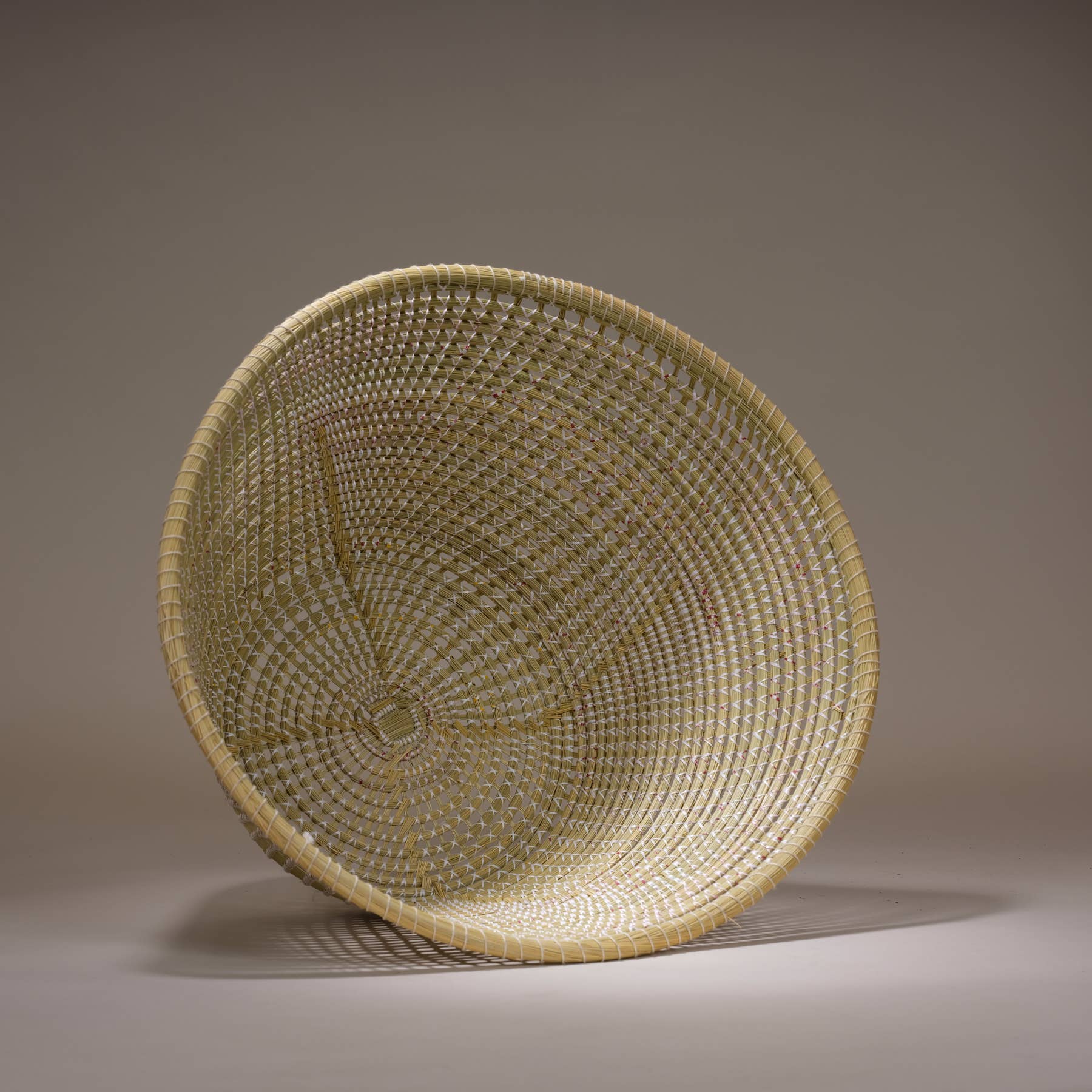 AS'ART a sense of crafts - Vente Paniers - Corbeille, panier en paille du Lesotho - "Nasse à poisson"1