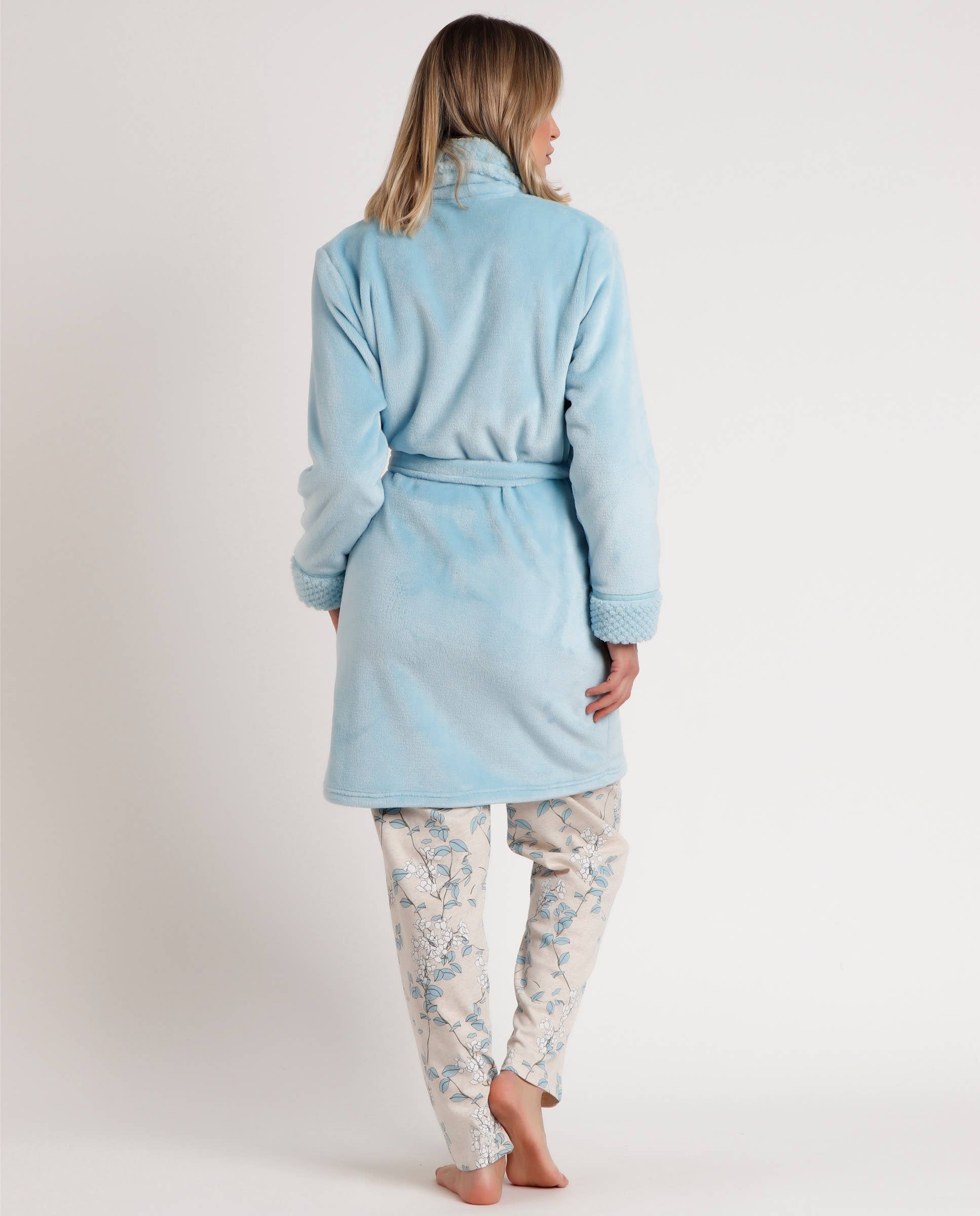 ADMAS – Großhandel Bademantel – Damen – ADMAS GARDEN Dreams Climbing Flowers Langarmrobe für...2