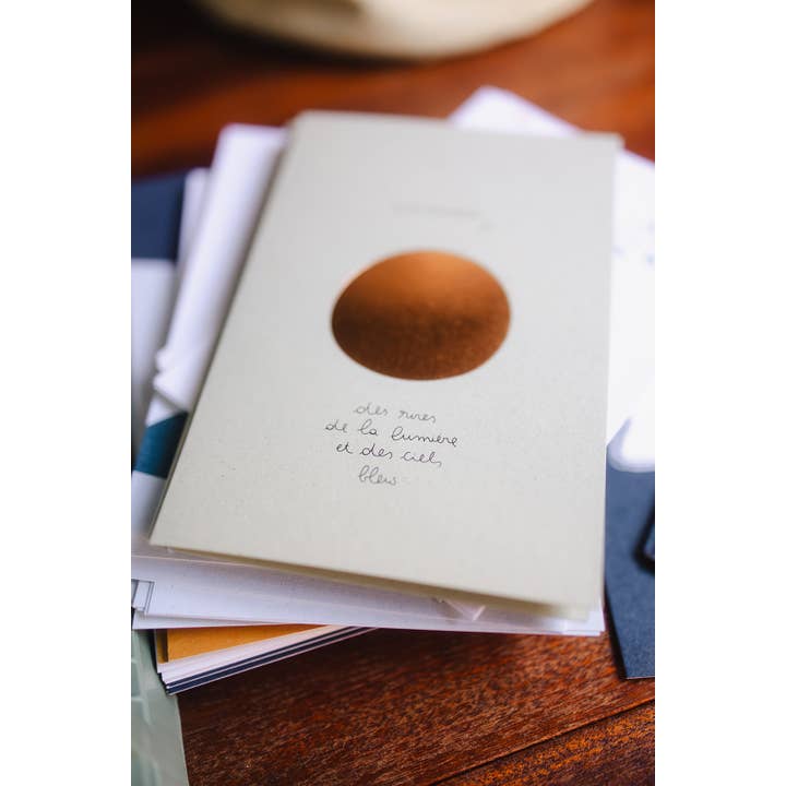 Skratt & blå himmel för wholesale av Perrine dessine