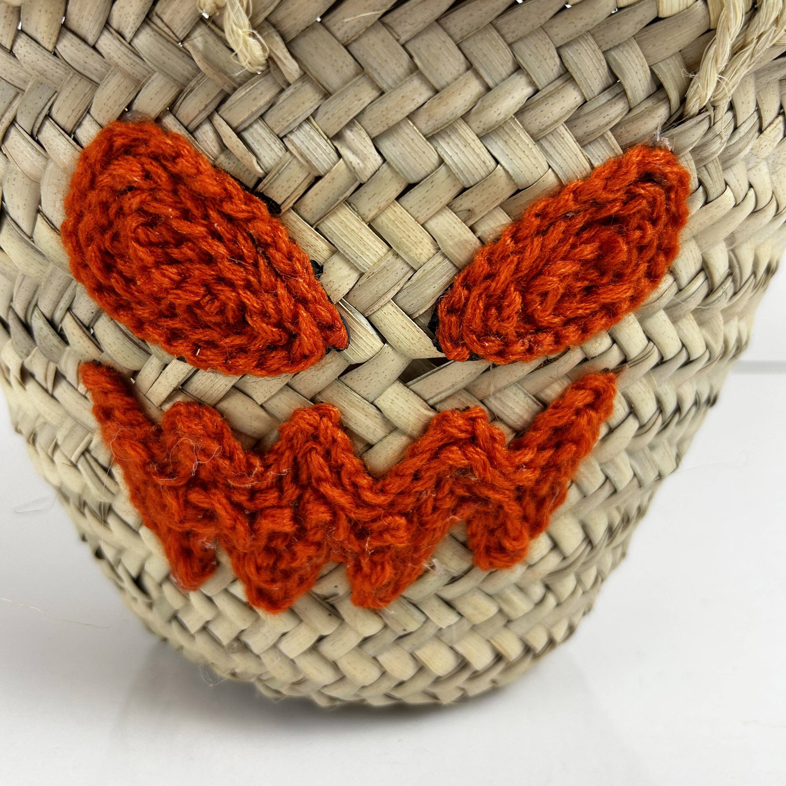 ProHandmadeDesign - Vente Sac de plage - Halloween : sac en paille personnalisé pour une astuce ou une friandise15