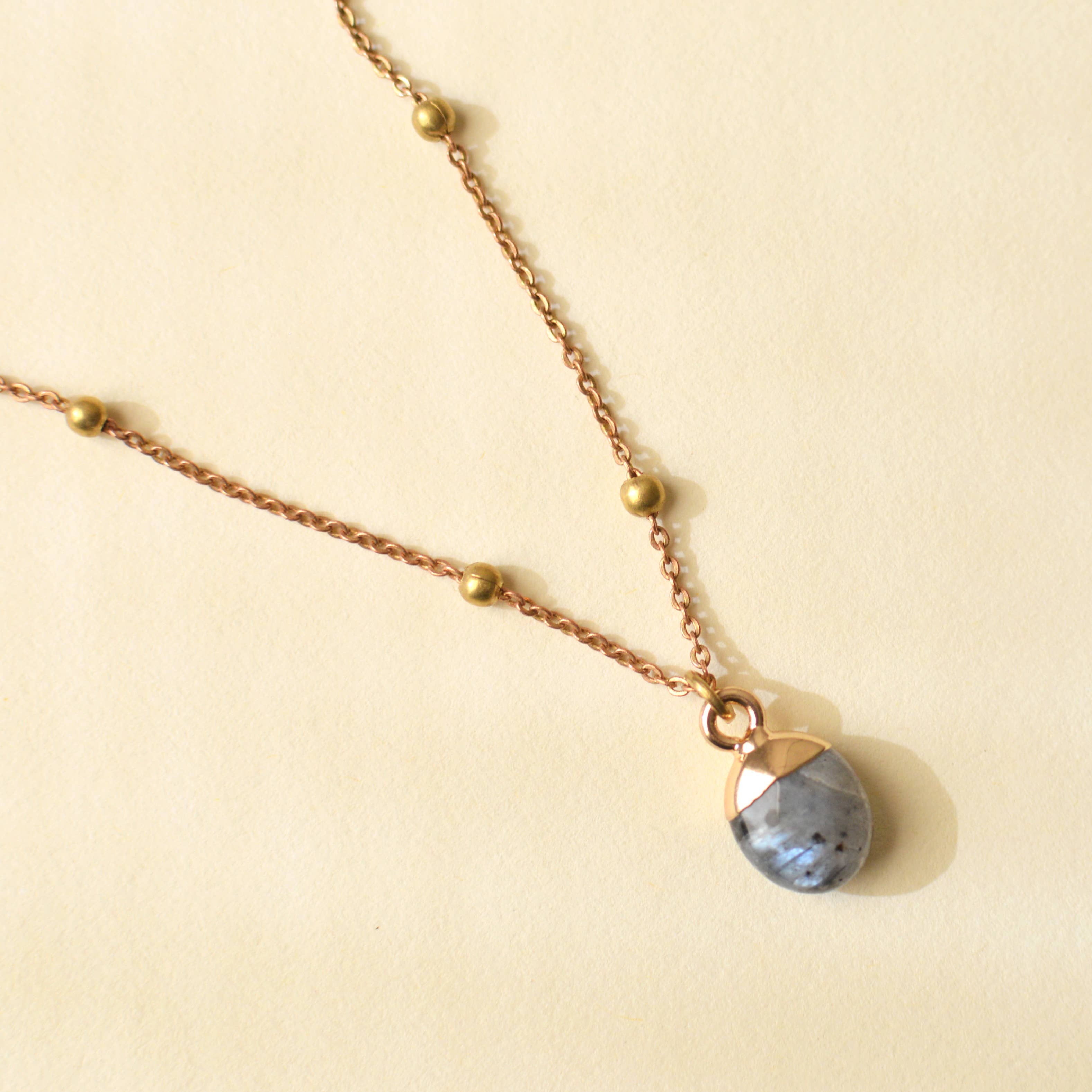 Ker-ij Jewelry - Vendita all'ingrosso Collana con ciondolo/pendaglio - Collana con pietra curativa su carte12