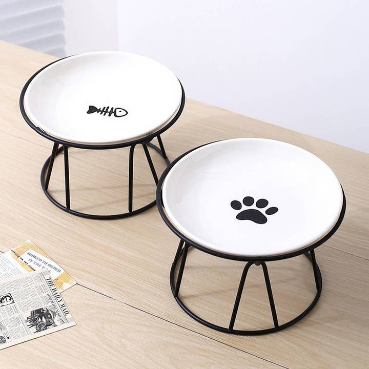 Fishbone Paw Ceramic Pet Bowl with Stand_CWMM5940 for wholesale by PAWPAWwholesale