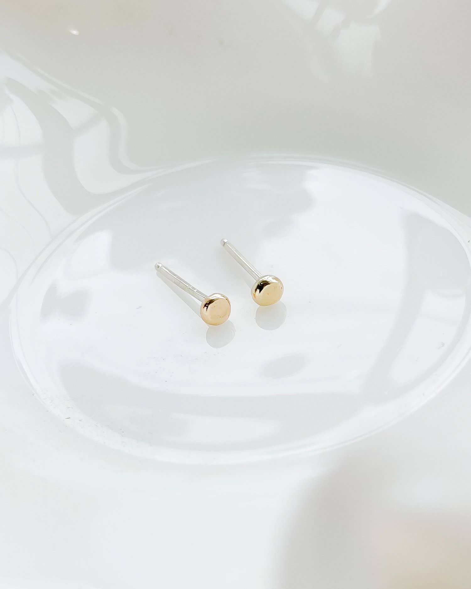 Sun & Selene - Venta al por mayor Pendientes de botón/aretes de poste - Pendientes GAIA Pebble3