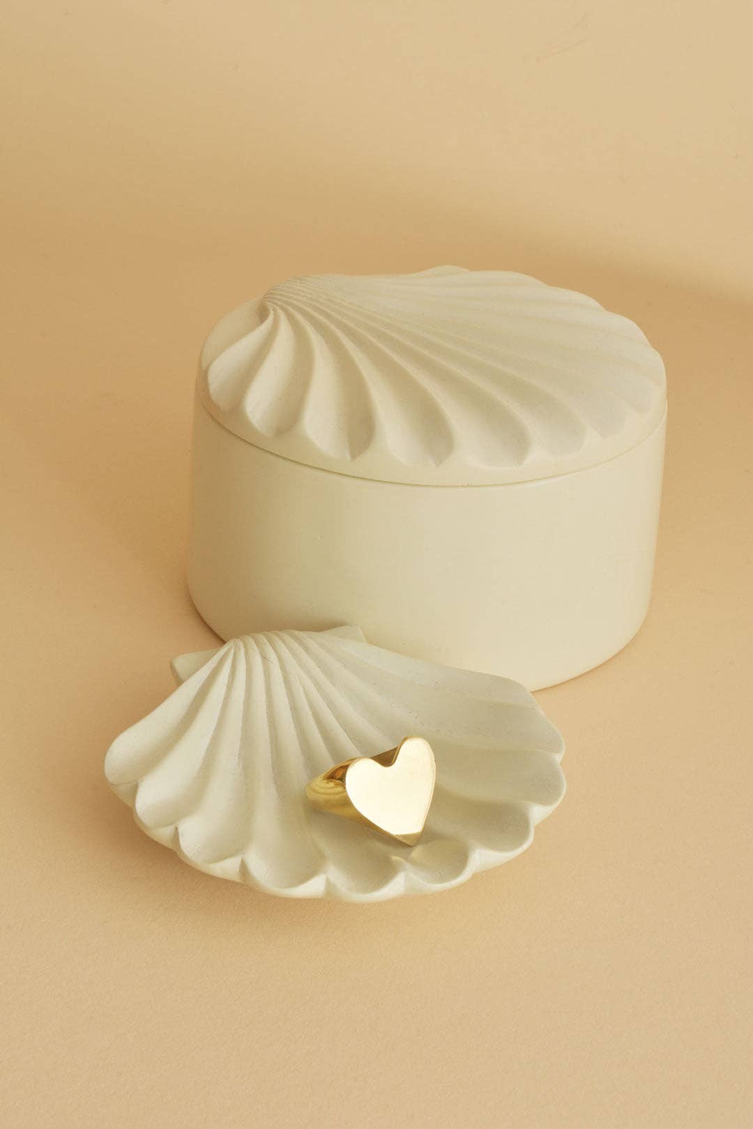 Swahili | AFRICAN MODERN - Wholesale Decorative Box - All Natural Soapstone Scallop Shell Storage Box2